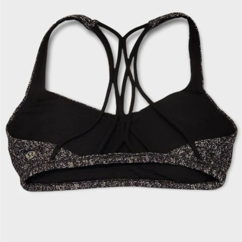 Size 4 - Lululemon Free To Be Zen Bra